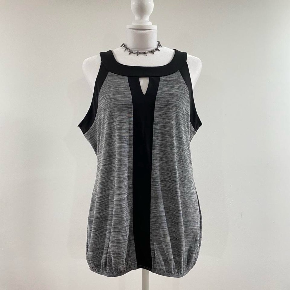 5/$25 Women's Gray and Black Sleeveless Top